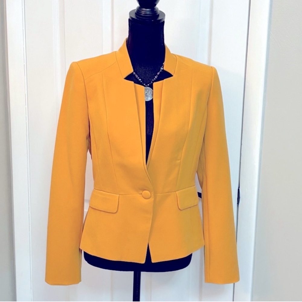 White House Black Market Mustard Blazer - Picture 1 of 2